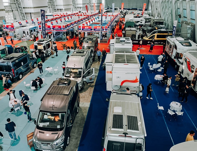 上海房车展现场图片2