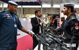 卡塔尔军警展现场图片9