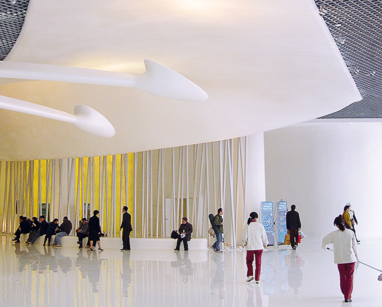 上海汽车会展中心实景图