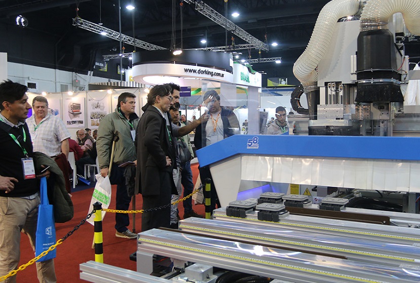 阿根廷家具展现场图片3