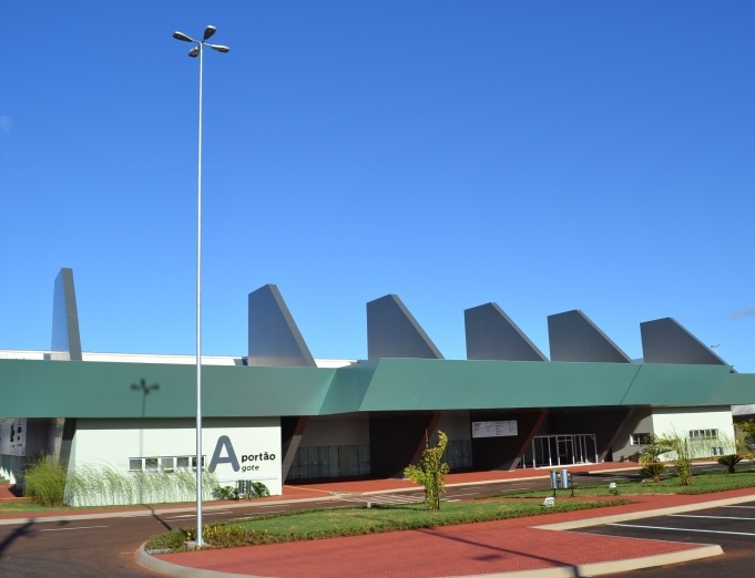 巴西巴拉那州梅迪亚内拉会展中心实拍