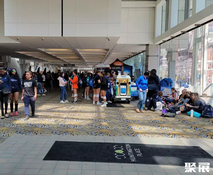 美国底特律亨廷顿广场会展中心实景