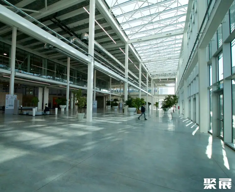 意大利博洛尼亚会展中心展馆图