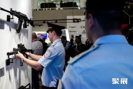 俄罗斯防务展现场图片10