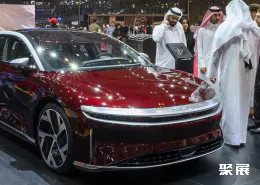 沙特电动车展现场图片1