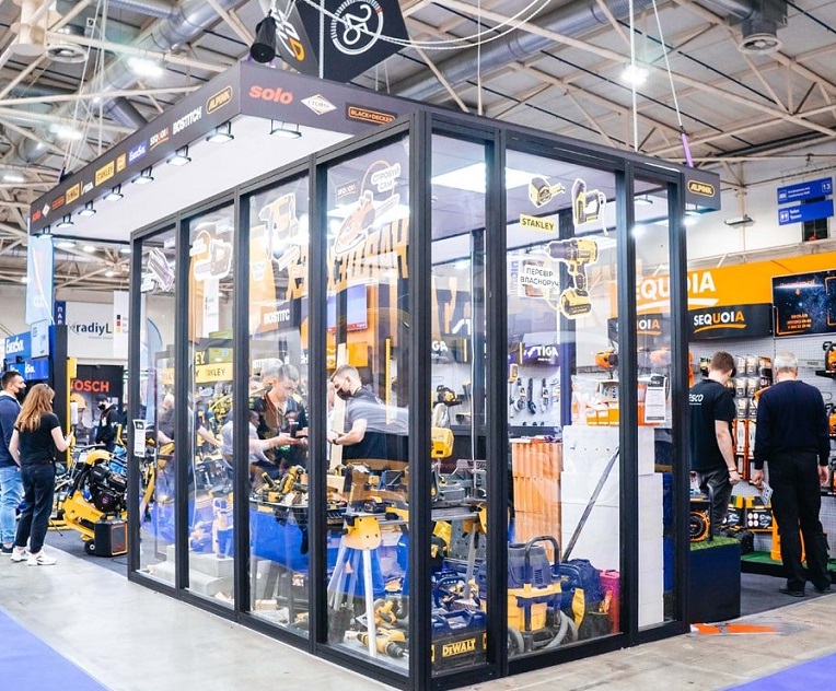 波兰乌克兰工程机械展展会现场(现场盛况)3