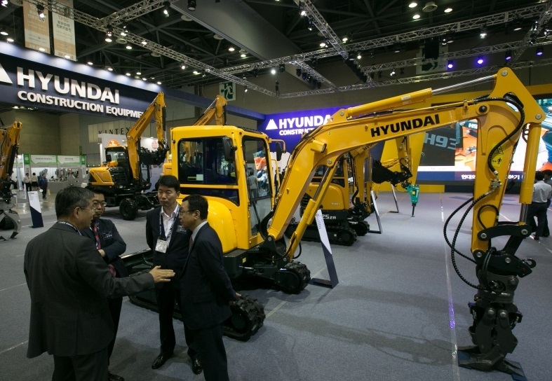韩国工程机械展现场图片3