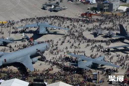 圣地亚哥航空展展会现场(现场盛况)1