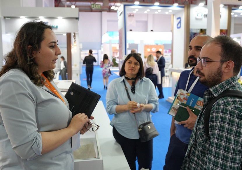 土耳其复合材料展现场图片6