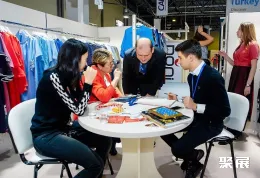 哈萨克斯坦服装展现场图片5