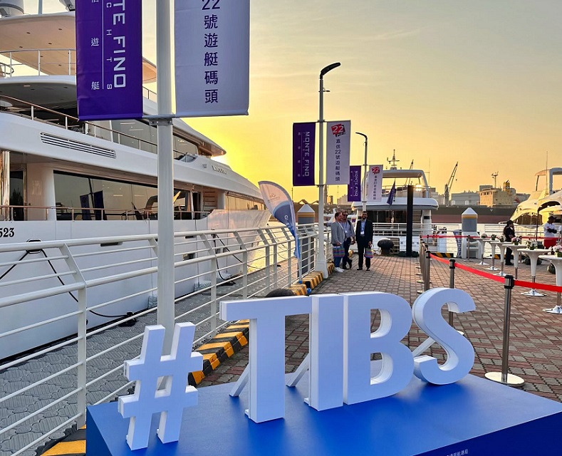 Kaixin No. 22 Marina in Kaohsiung, Taiwan