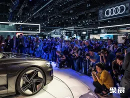 美国车展现场图片3