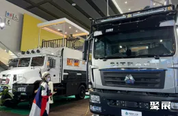 广州新能源车展现场图片5