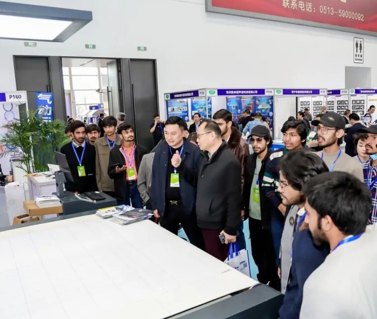 南通面辅料展展会现场(现场盛况)4