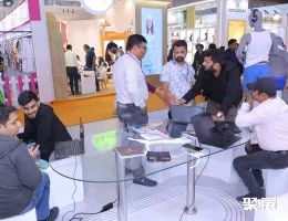 印度内衣展现场图片4