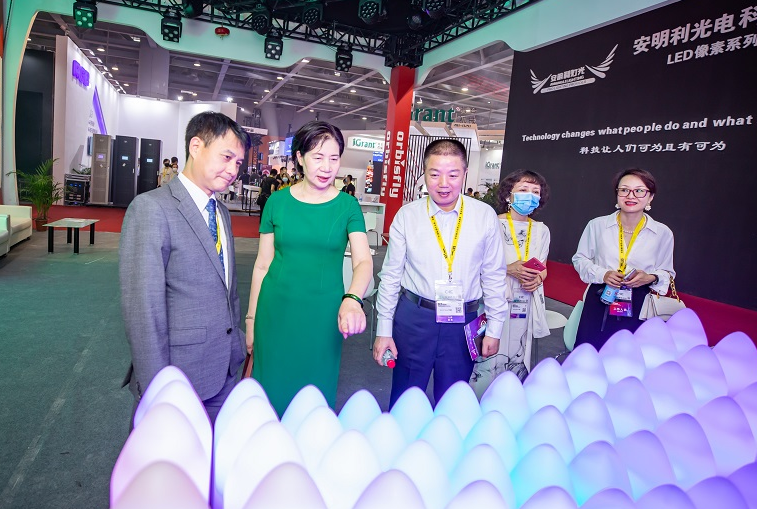 2025广州灯光展参展攻略（时间+地点+门票价格）