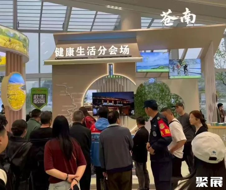 温州苍南县城新区中心湖广场展馆图