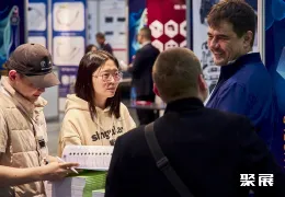 哈萨克斯坦车展现场图片4