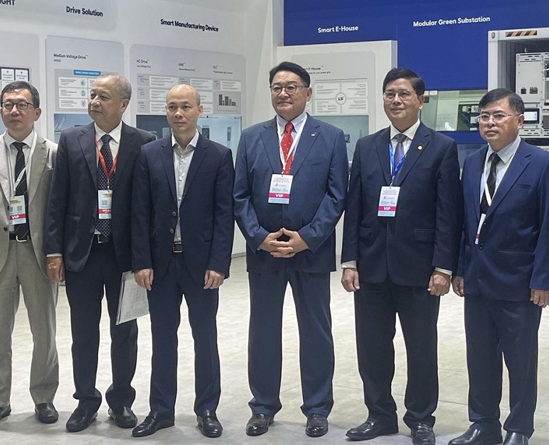 韩国发电展现场图片7