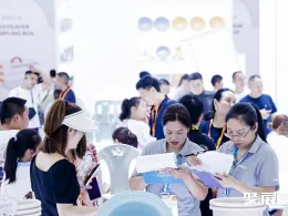 上海百货会现场图片10