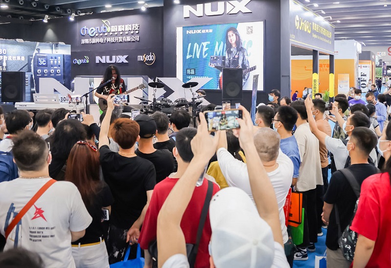 广州乐器展现场图片3