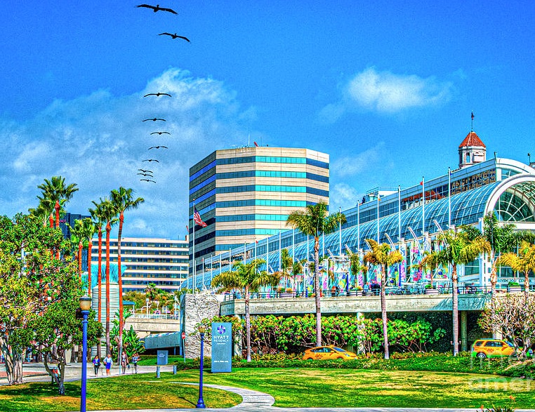 美国长滩会展娱乐中心实景图