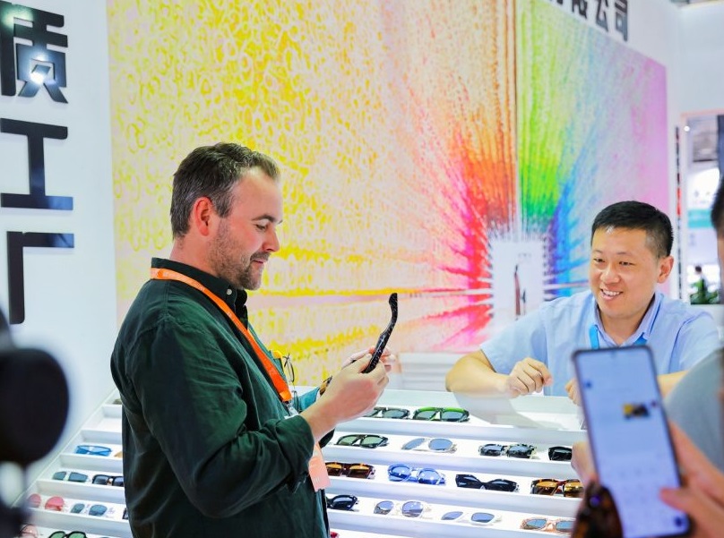 泰国眼镜展现场图片5