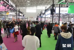 济南电动车展现场图片1