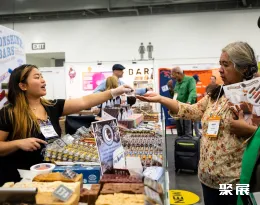 温哥华礼品展现场图片4