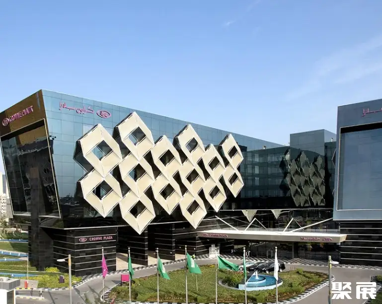 沙特利雅得皇宫皇冠假日酒店实景