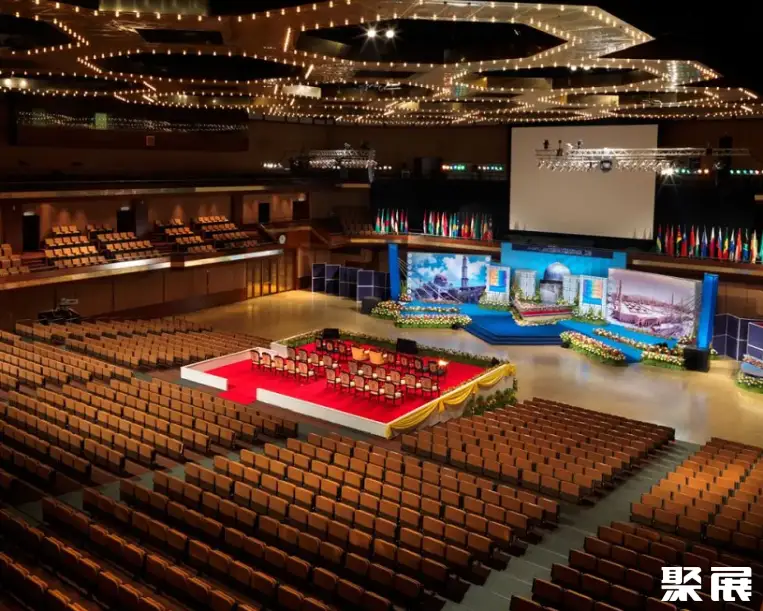 马来西亚吉隆坡太子世界贸易中心实景图