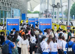 上海服装品牌展现场图片1