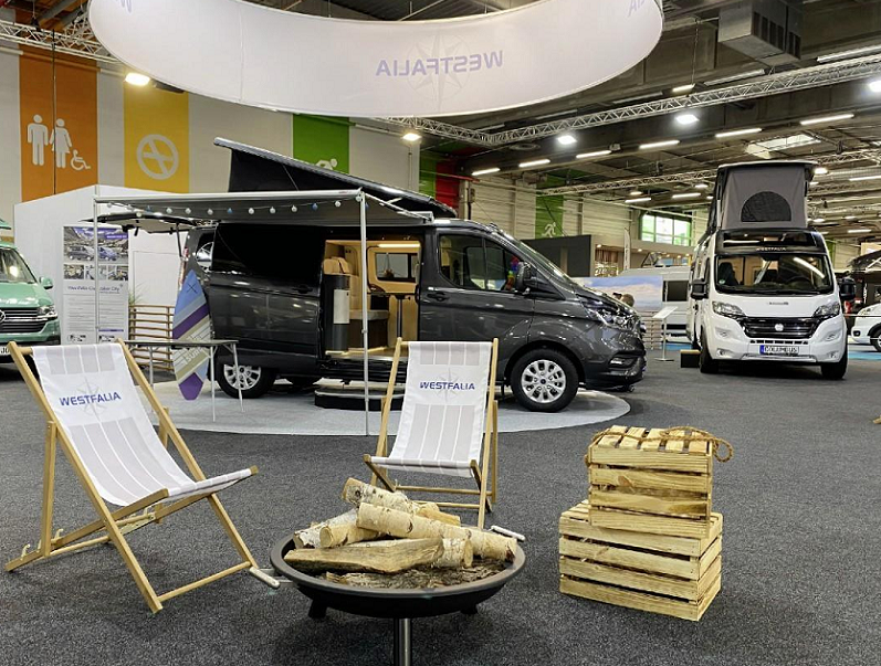 法国房车展现场图片7