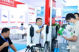 北京新能源车展现场图片3