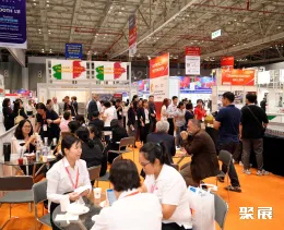 越南陶瓷展现场图片3