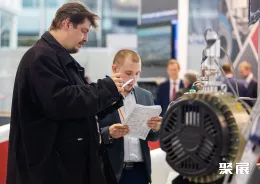 俄罗斯真空展现场图片11