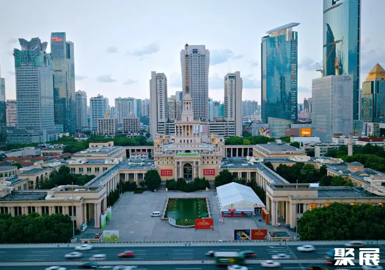 上海展览中心实拍图