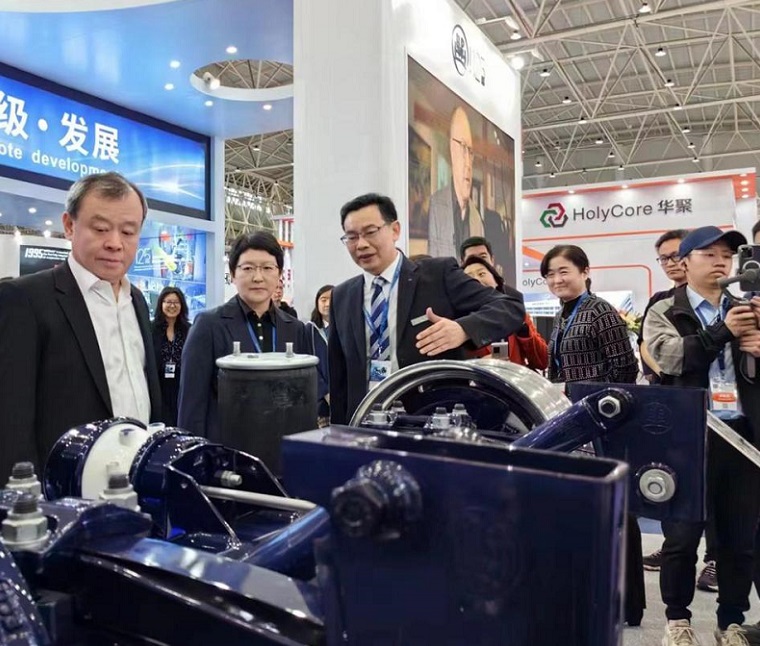 武汉商用车展现场图片4