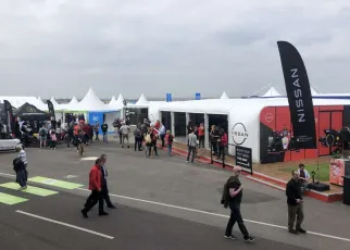 英国电动车展现场图片1