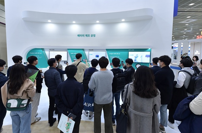 首尔电池展现场图片7