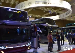 印尼客车展现场图片2