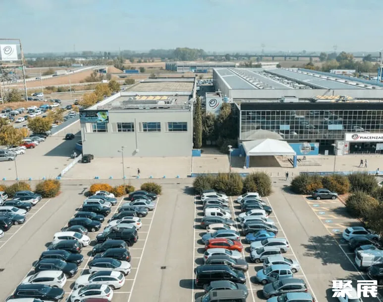 意大利皮亚琴察会展中心实景图