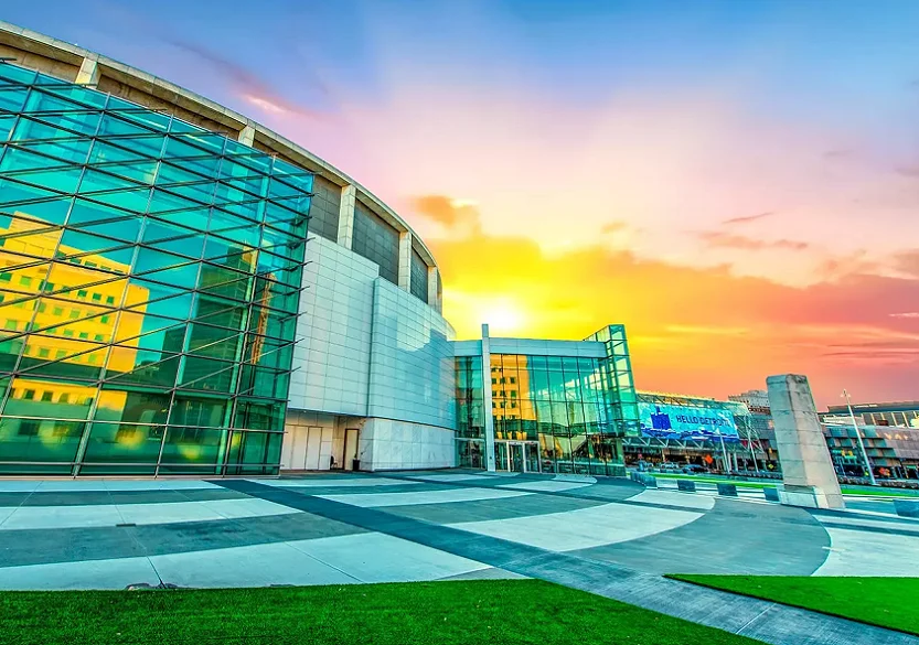 美国底特律亨廷顿广场会展中心图片2