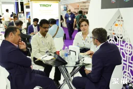 迪拜复合材料展现场图片4