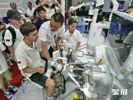 北京机器人大会现场图片6