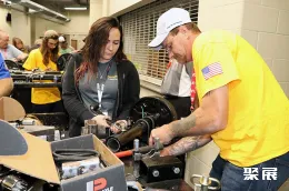 美国房车展现场图片10