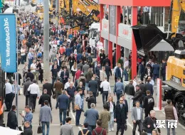 莫斯科宝马展现场图片1