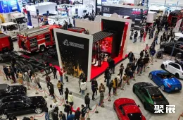 哈萨克斯坦车展现场图片1