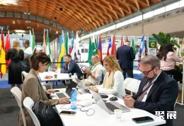 里米尼陶瓷展现场图片5