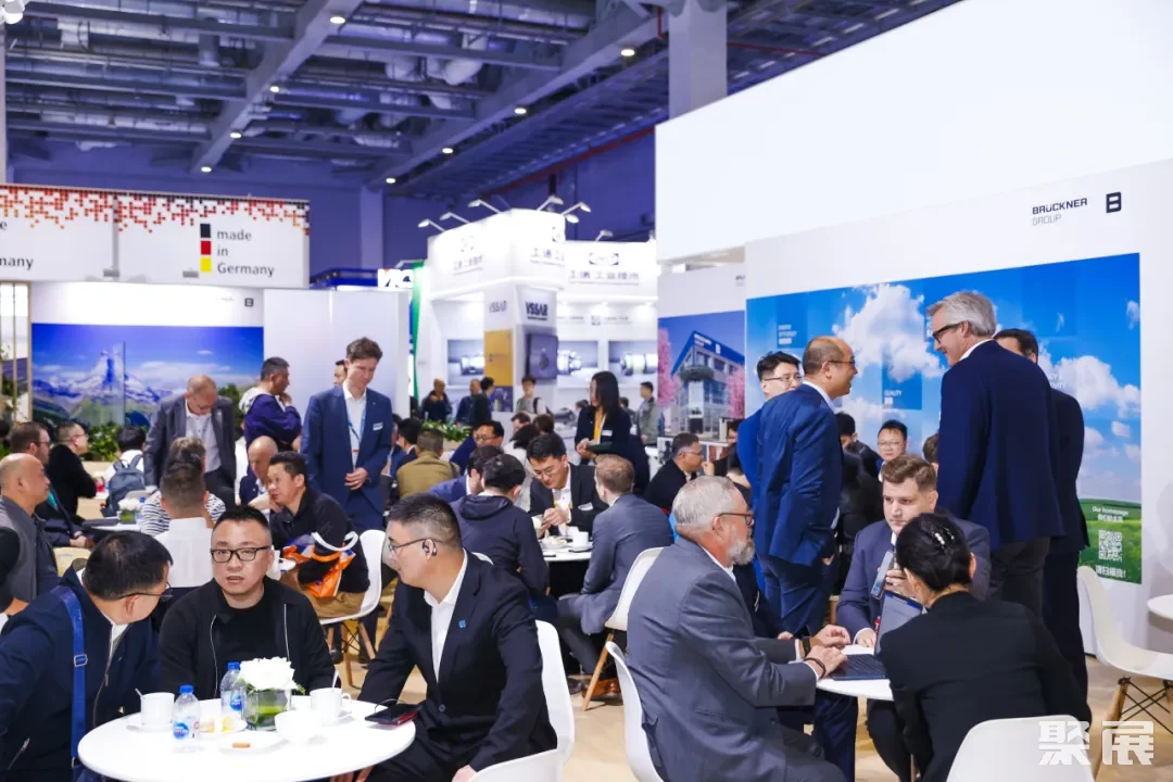 超32万观众人数破纪录！国际橡塑展回归上海之秀完美收官！